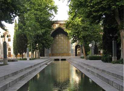 مدرسه چهار باغ اصفهان